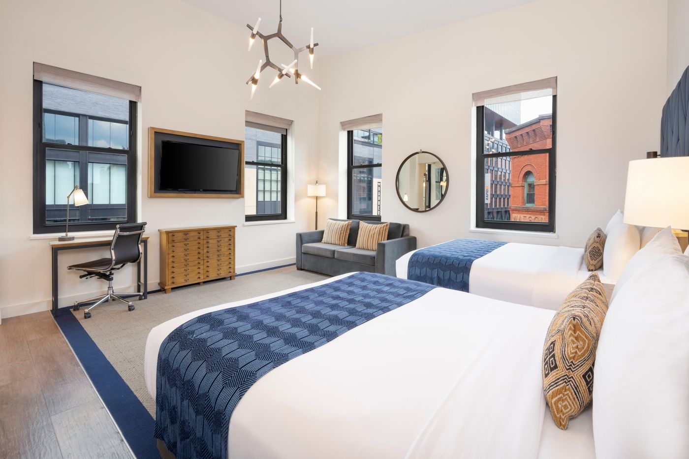 Hotel-Indigo-Boston-Garden-Room-5