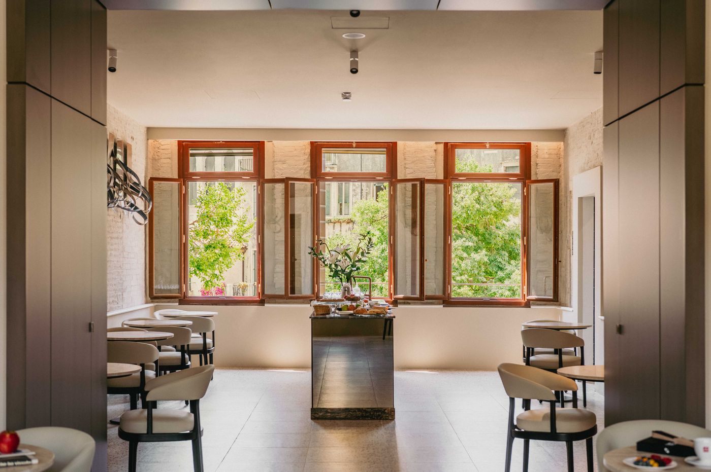 Rimon-Place-Restaurant-6