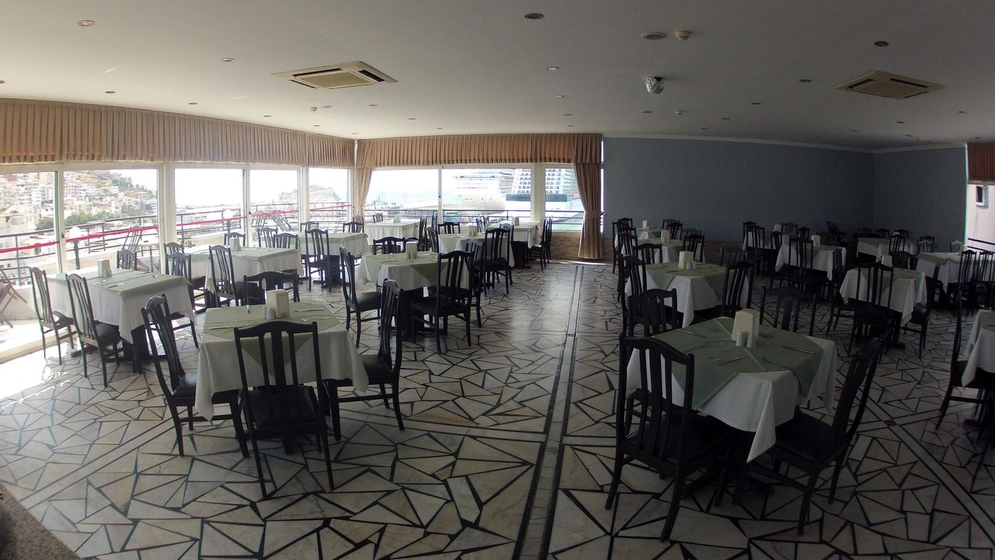 Surtel-Restaurant-10