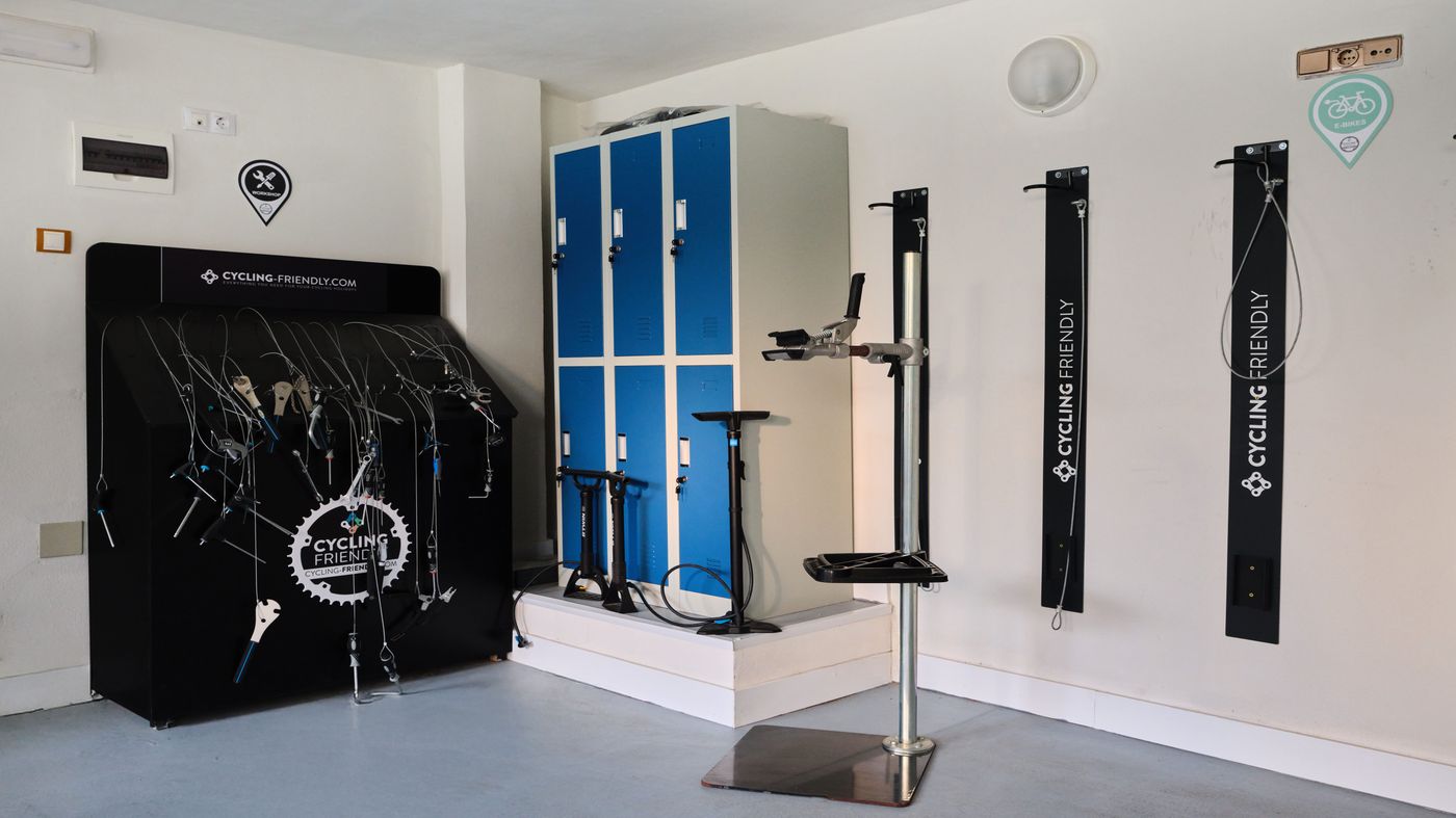 Hotel-Fenix-Torremolinos---Adults-Only-Recommended-Sports-and-Entertainment-65