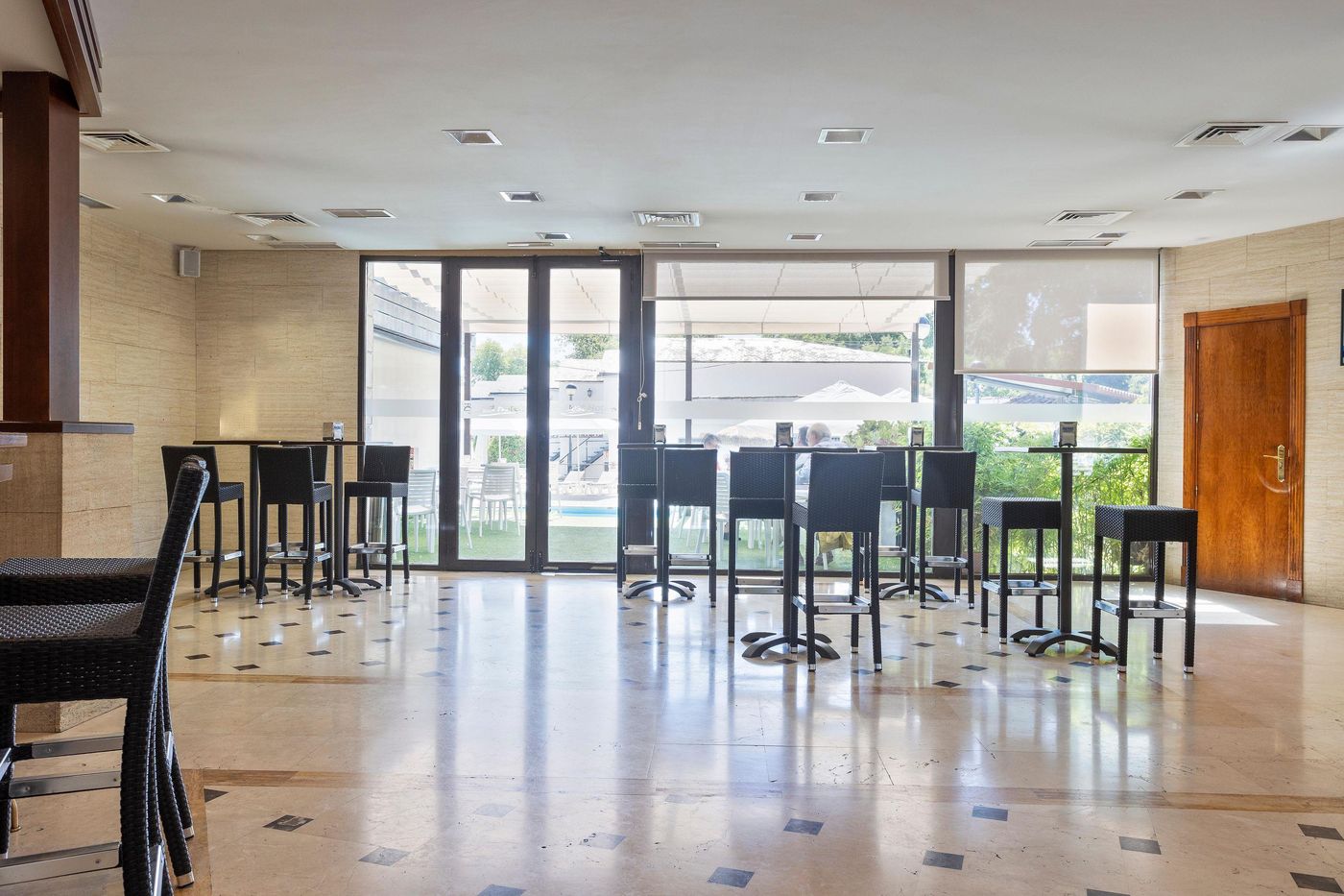 Osuna-Feria-Madrid-Bar-11