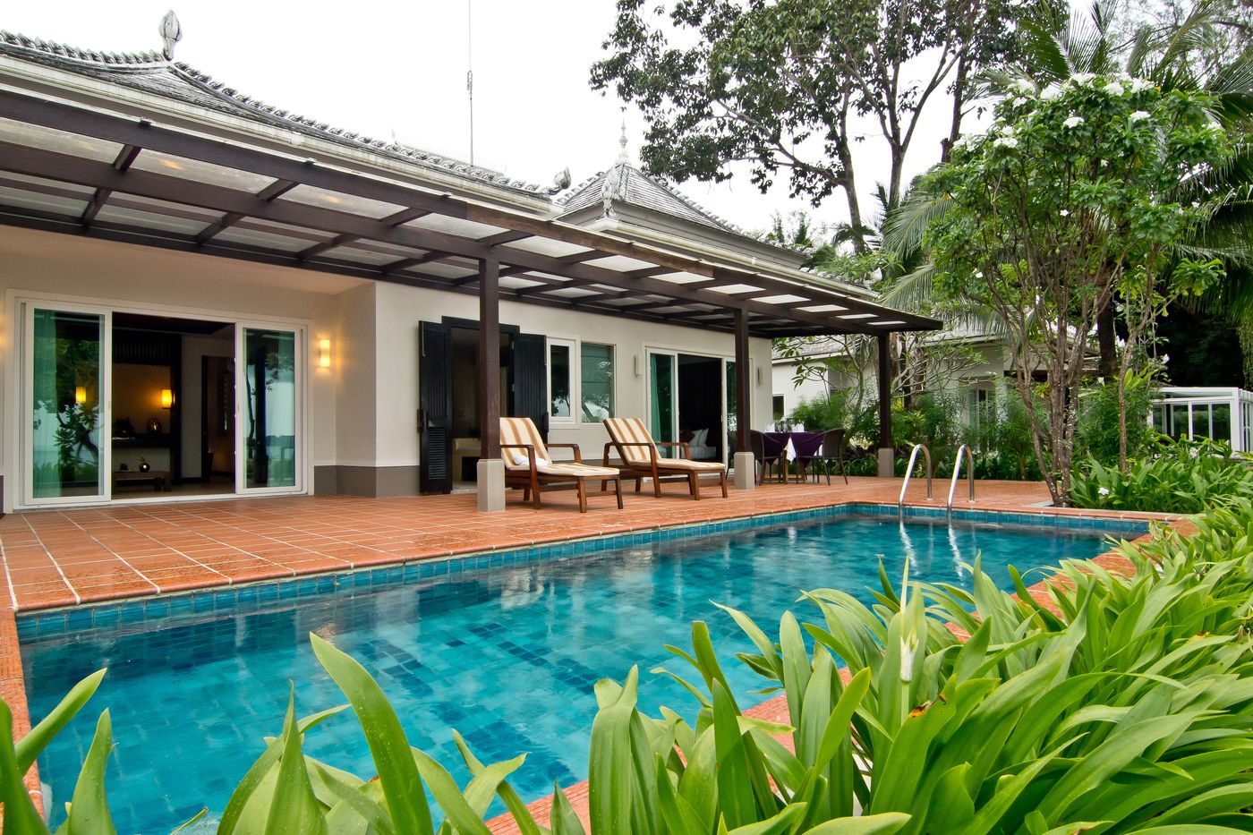 Anyavee-Tubkaek-Beach-Resort-Room-5