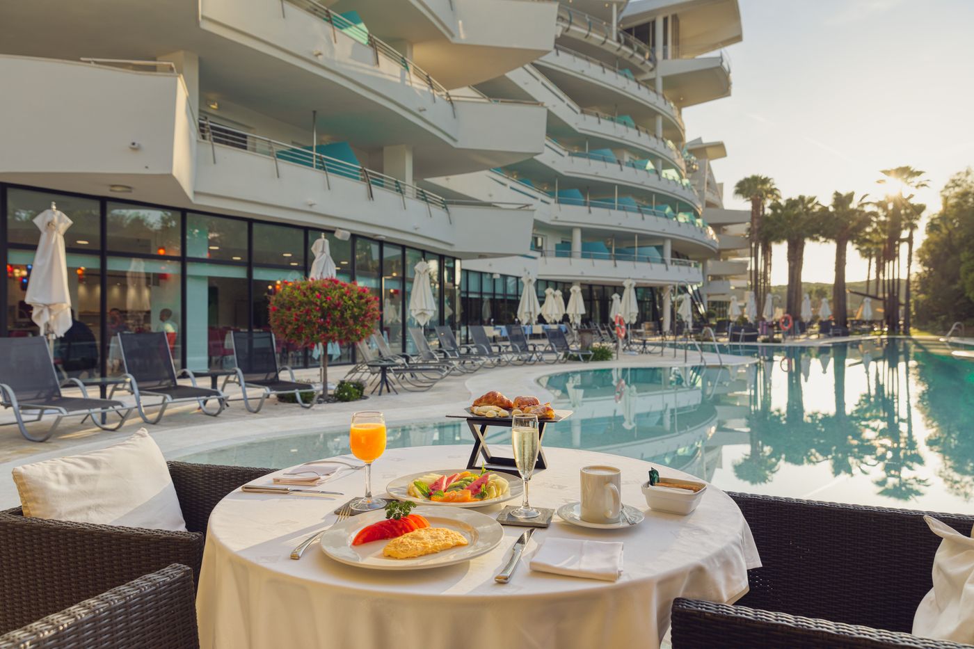 Senator-Banus---Adults-Recommended-Restaurant-62