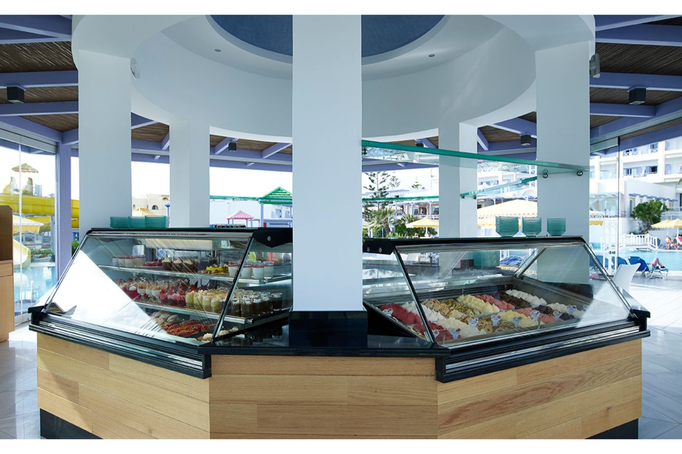 Serita-Beach-Hotel-Restaurant-41