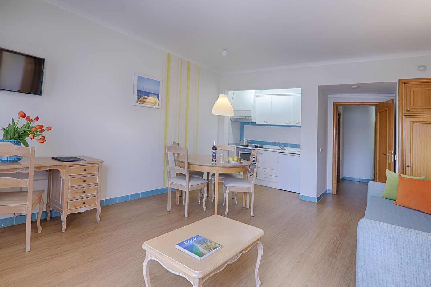 Luna-Miramar-Room-14