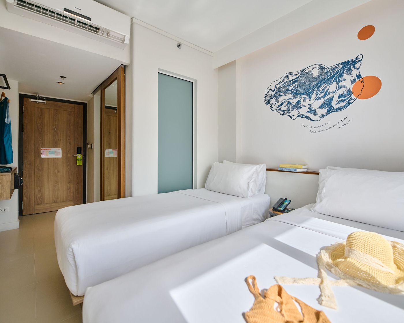 Lub-D-Phuket-Patong-Room-13