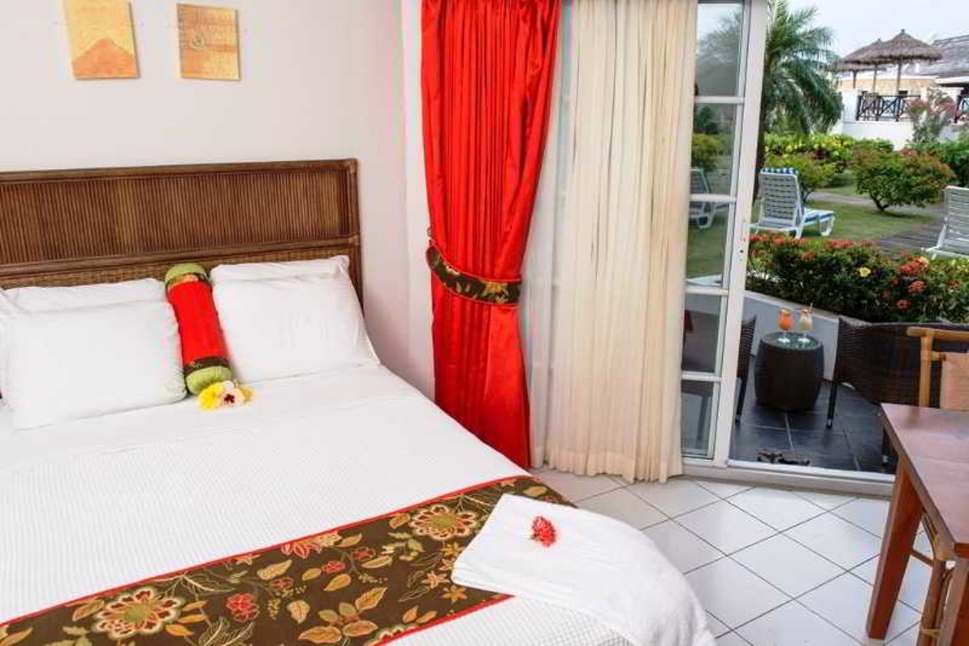 Coyaba-Beach-Resort-Room-29