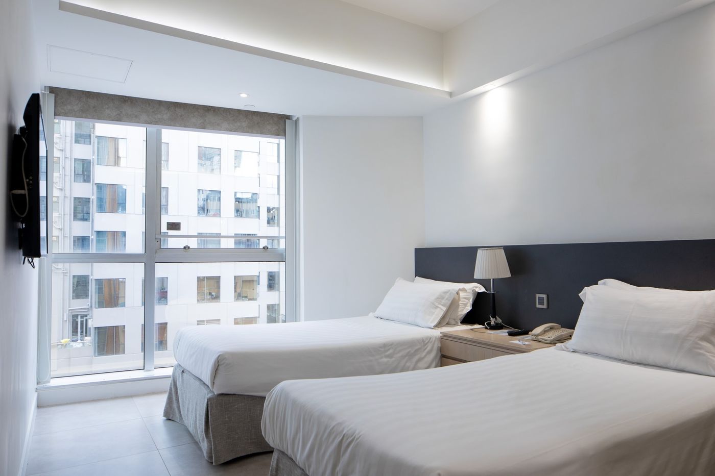 Wifi-Boutique-Room-10