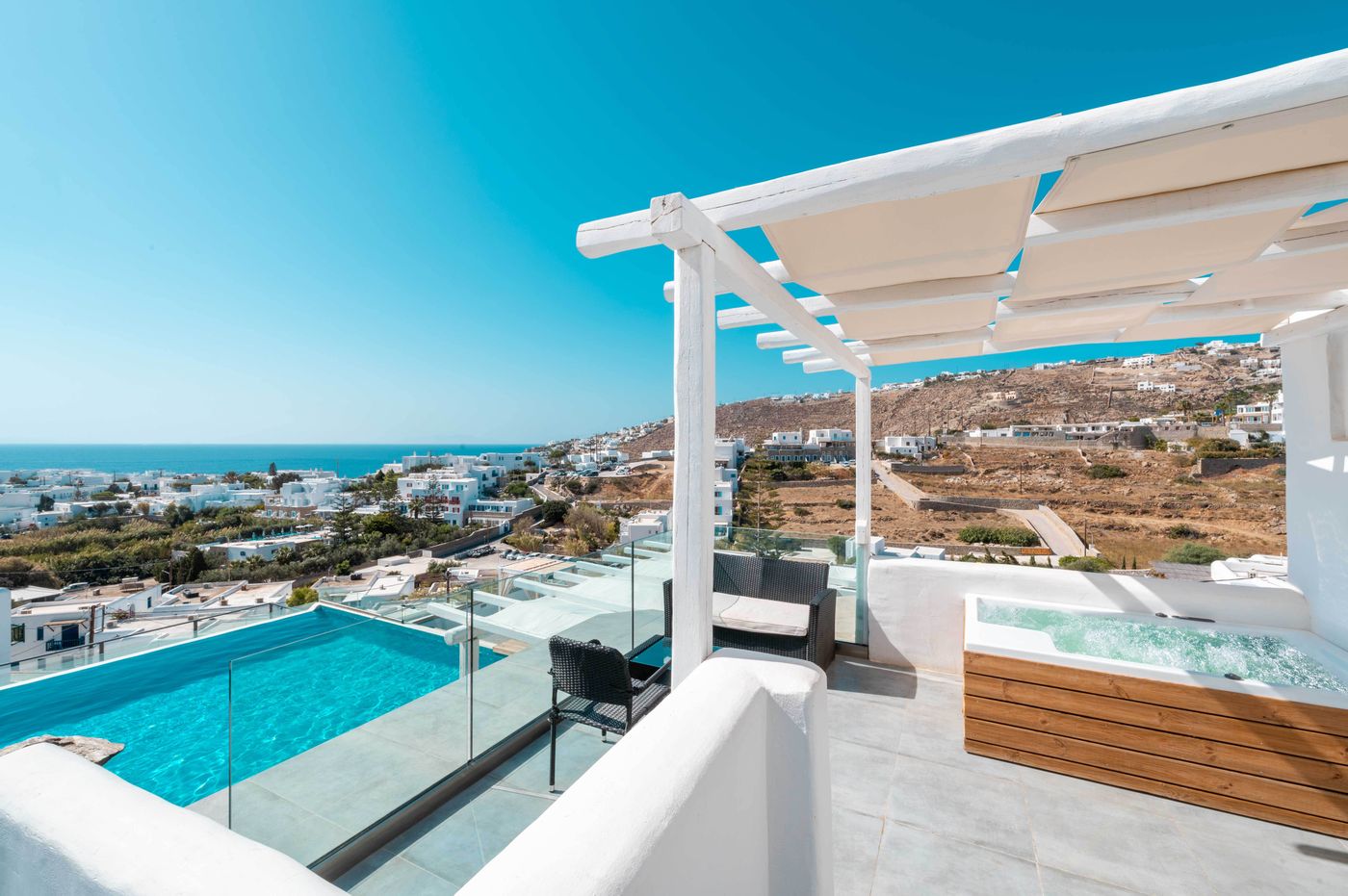 Mr---Mrs-White-Mykonos-Room-4