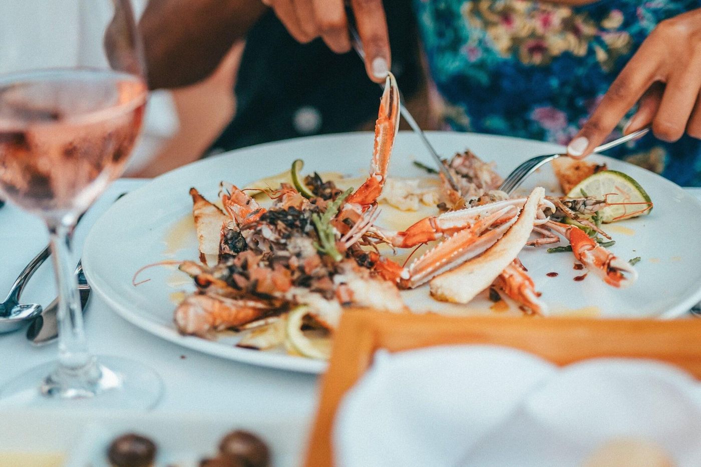 Pine-Cliffs-Ocean-Suites-Restaurant-22