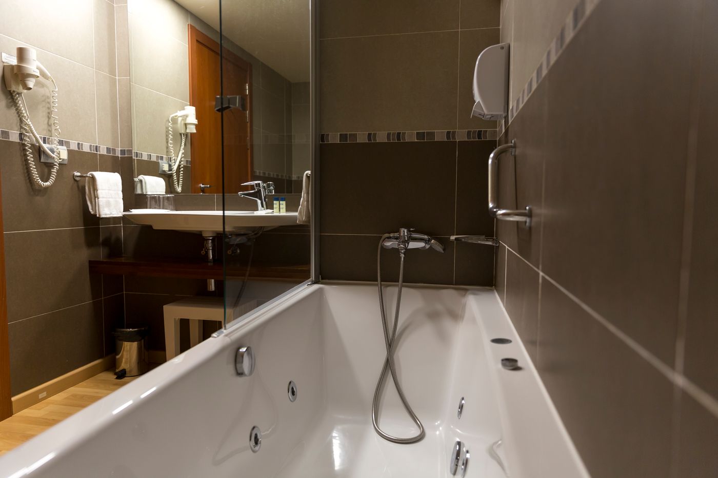 Balneario-Rocallaura-Room-18