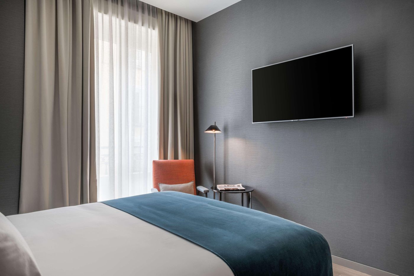 NH-Collection-Madrid-Gran-Via-Room-31