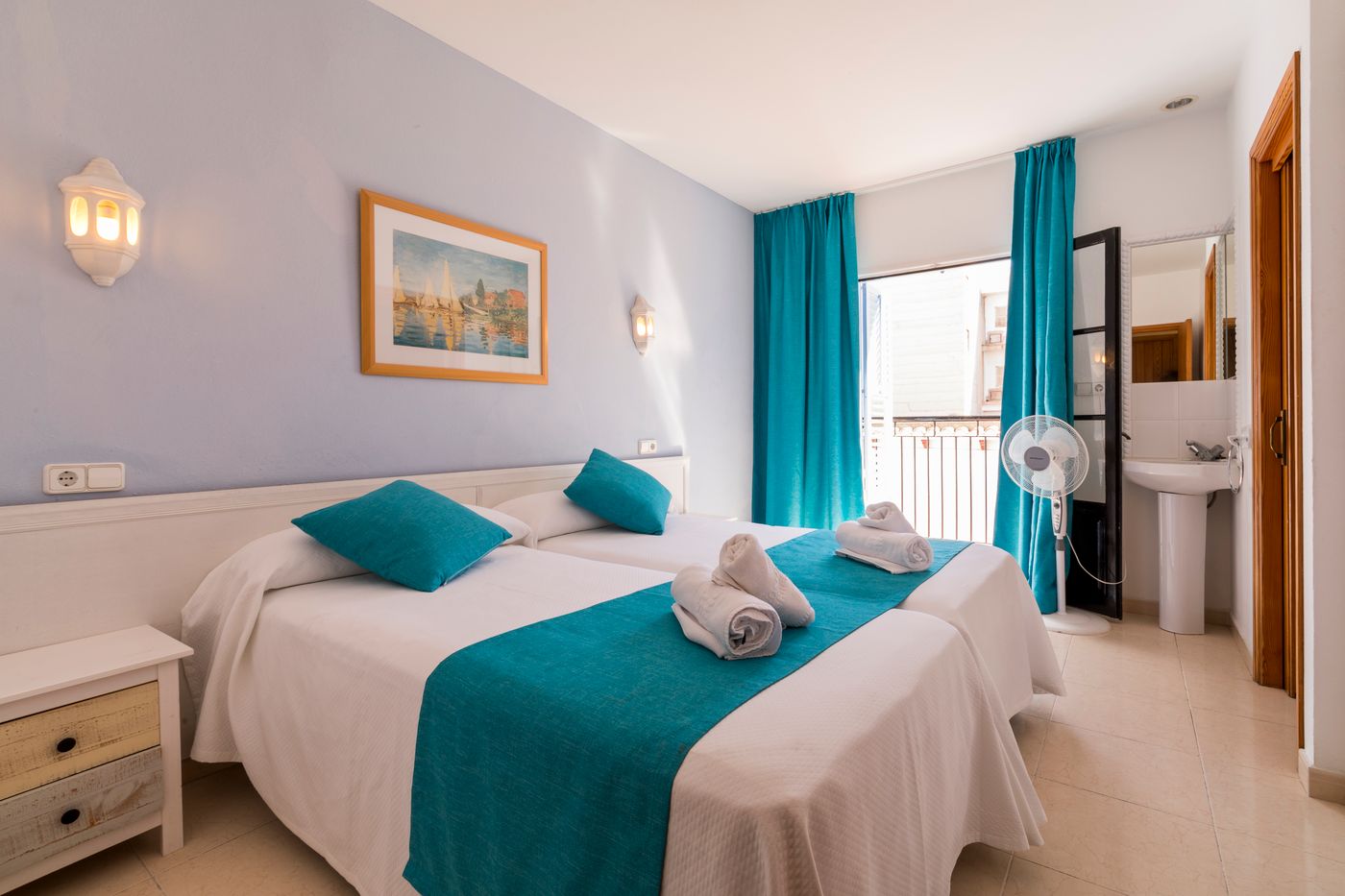 Ferrer Hostal - Adult Only