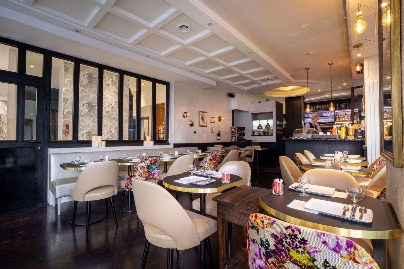 Royal-Opera-Restaurant-31