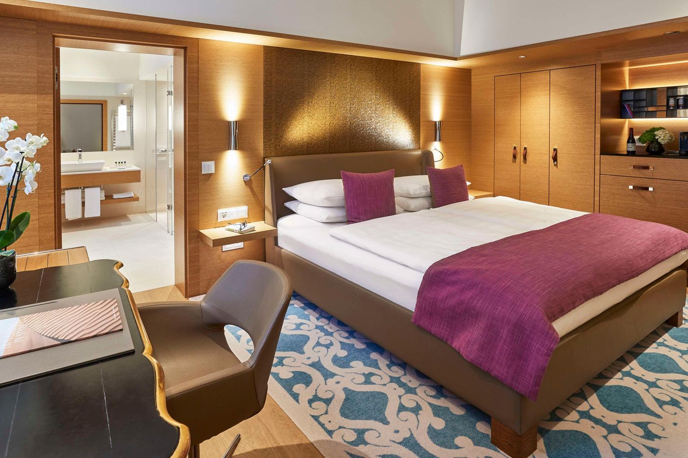 Hotel-Vier-Jahreszeiten-Kempinski-Munich-Room-38