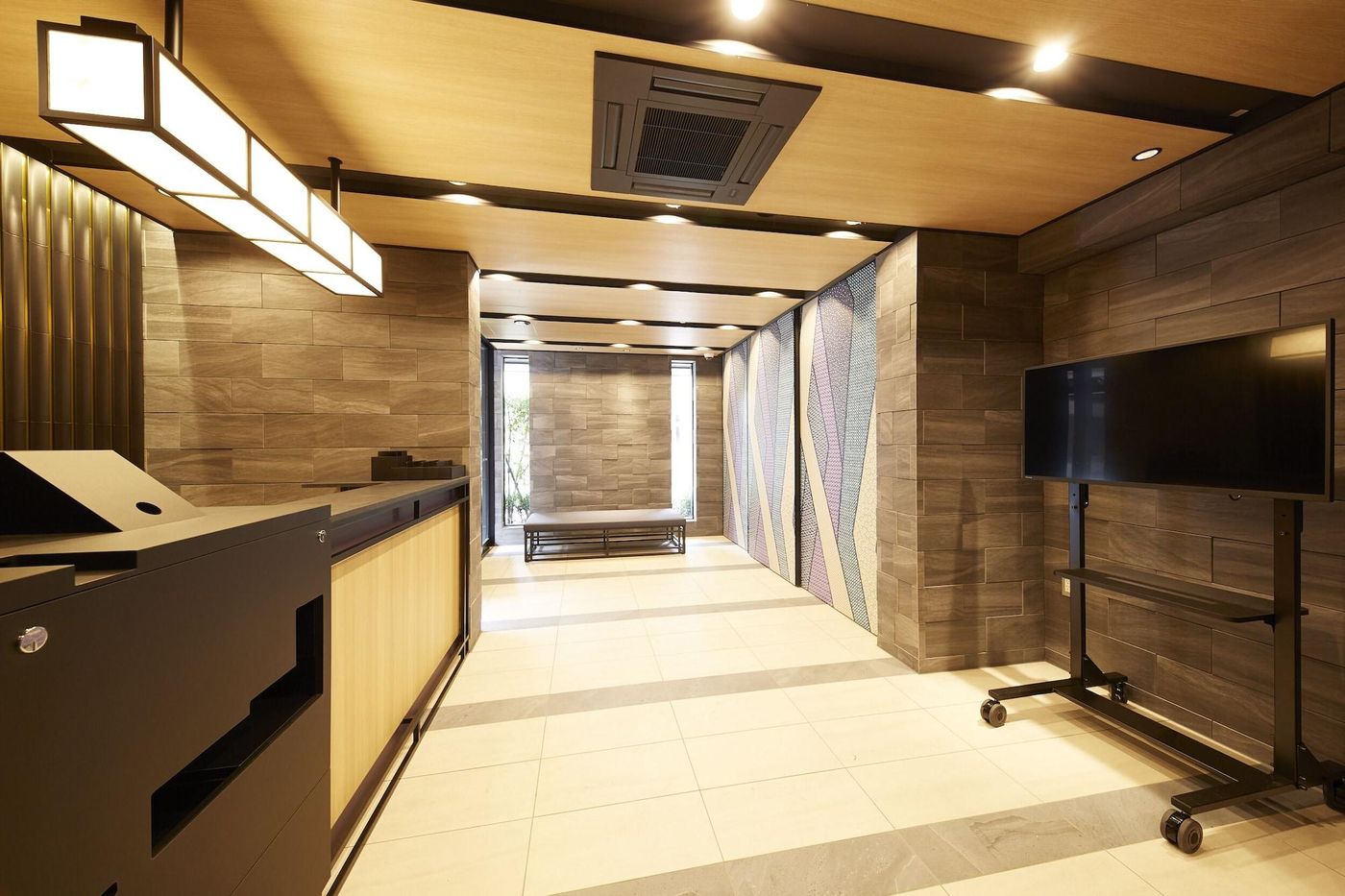 MONday Apart Premium Ueno Okachimachi-Japan-Tokyo-Lobby-8