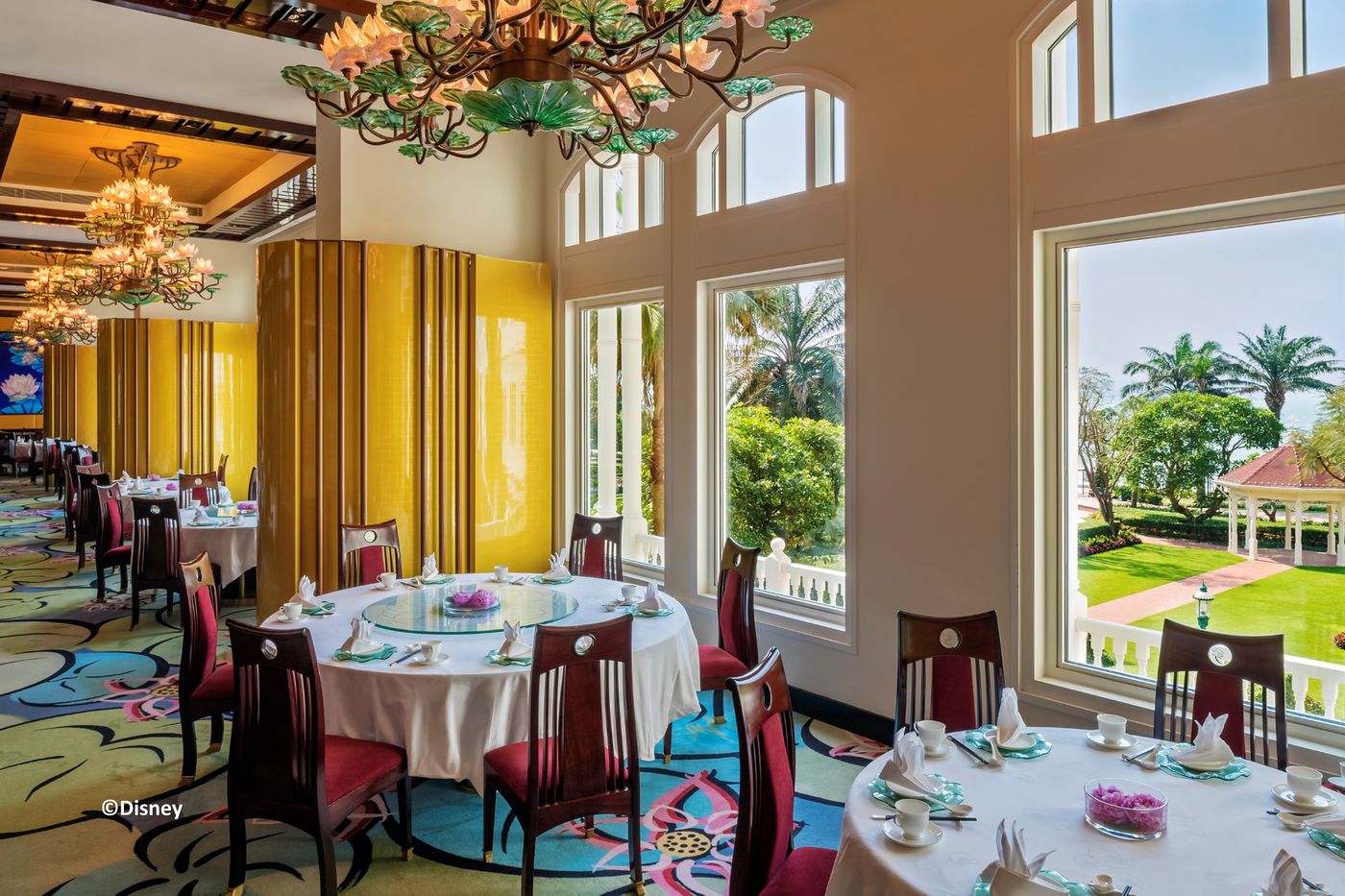 Hong-Kong-Disneyland-Hotel-Restaurant-28