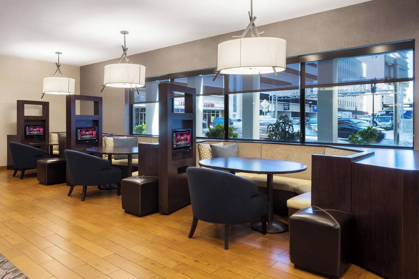 Courtyard By Marriott Miami Downtown - United States - Miami - General view - 2