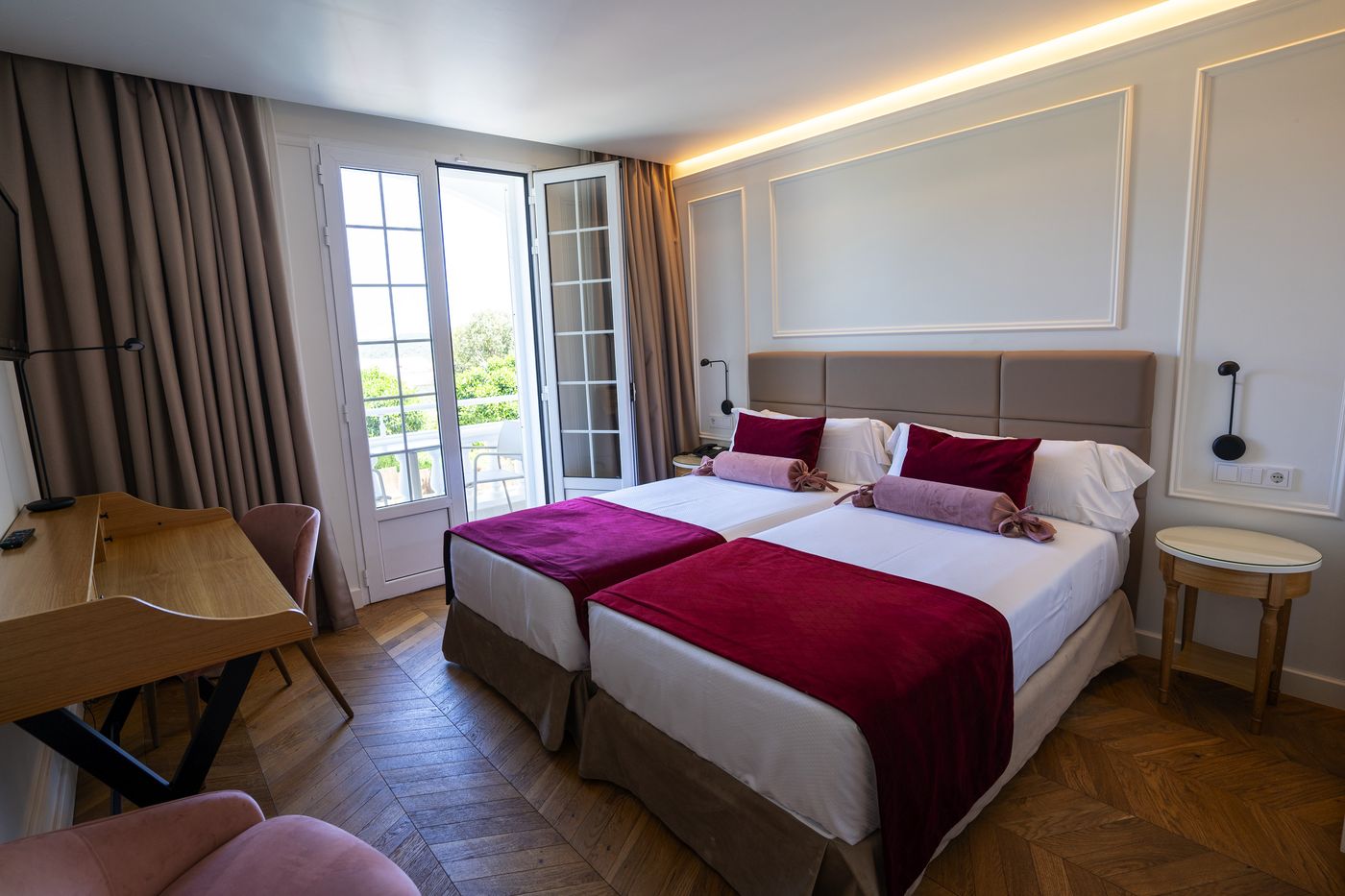 Seth-Port-Mahon-Room-32