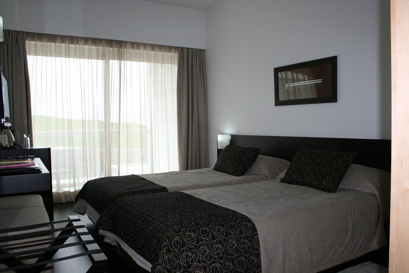 Crowne-Plaza-Caparica-Lisbon-Room-39
