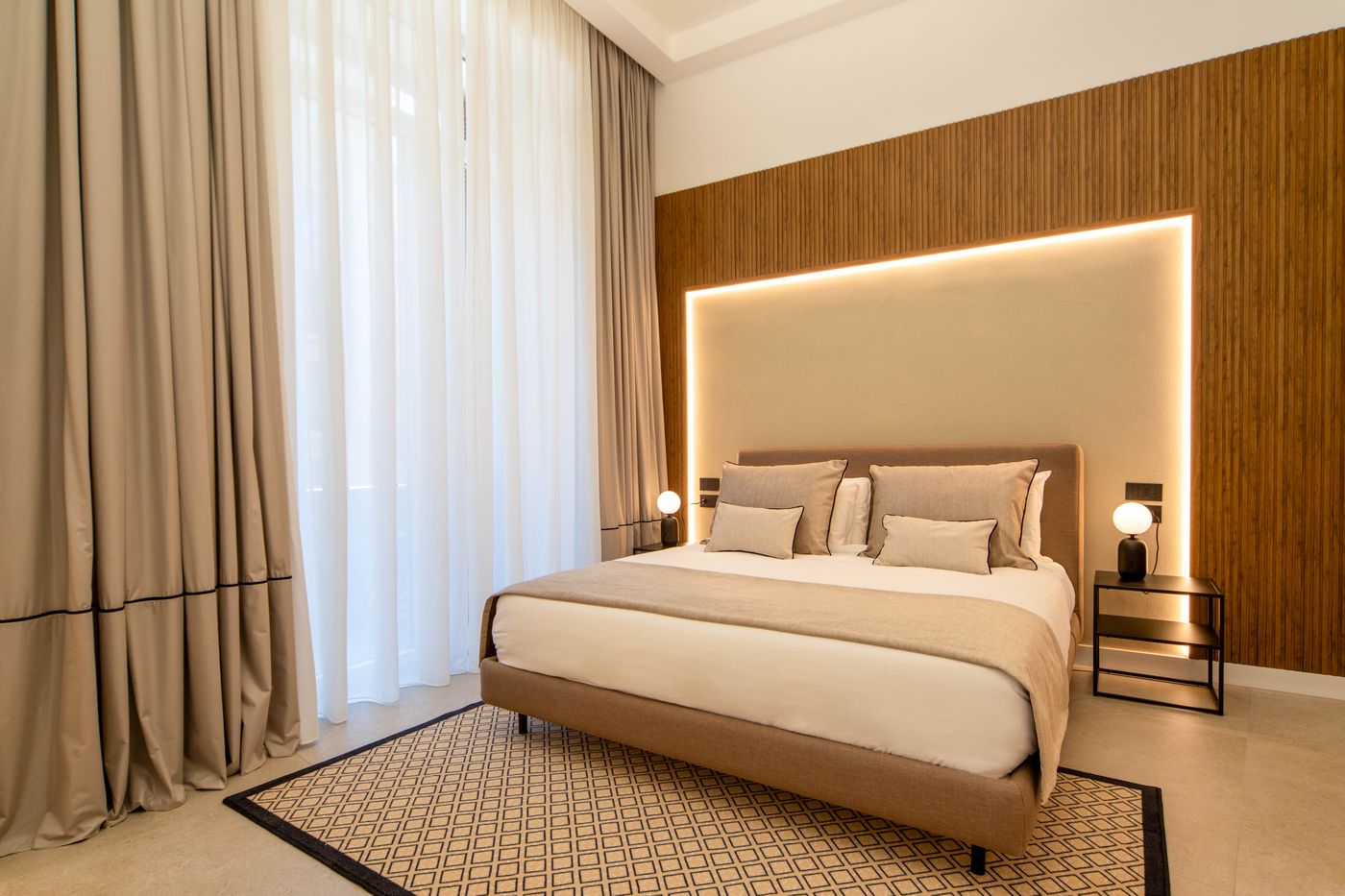 Mamalu Studios And Suites - Italy - Napoli - Room - 6