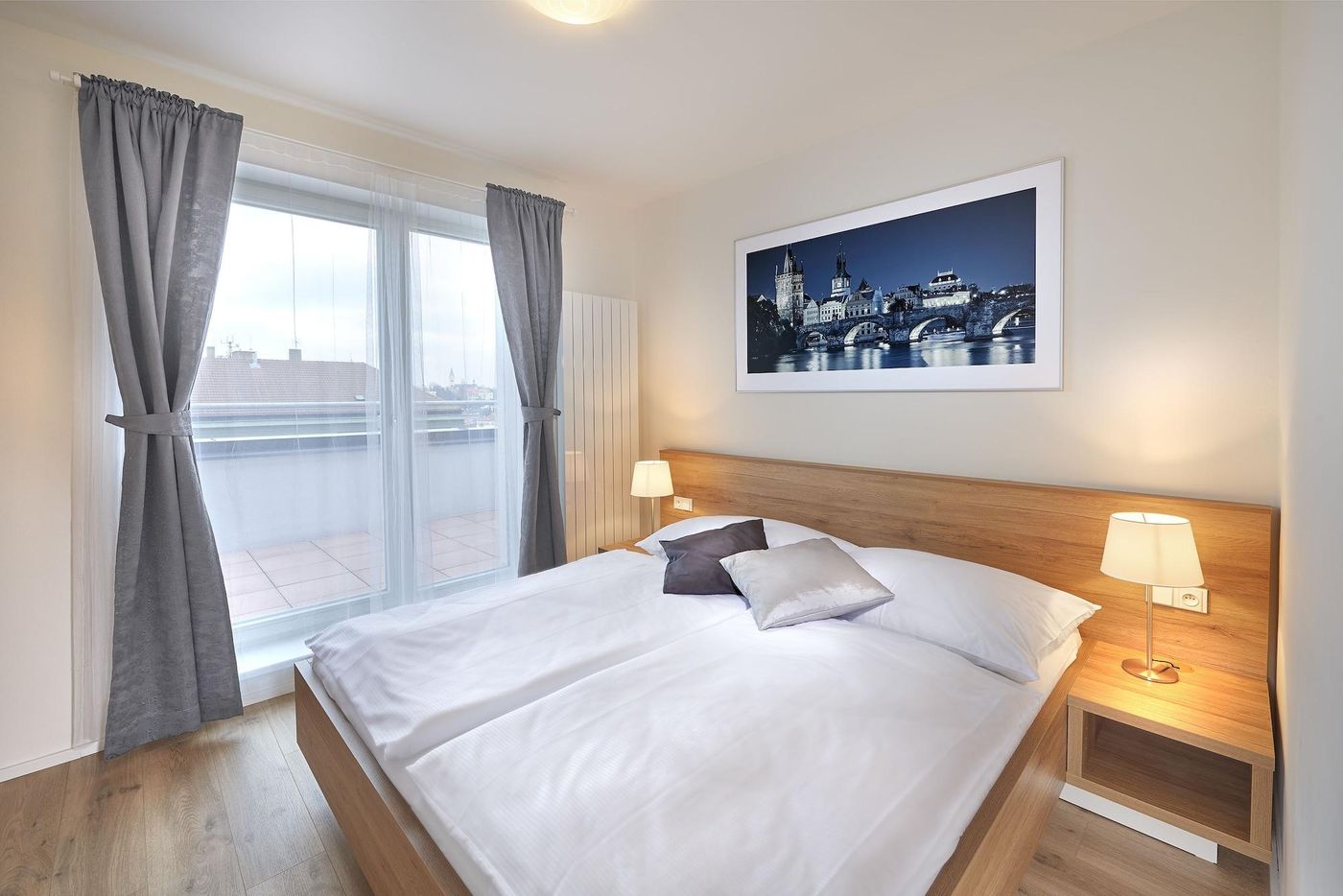 Downtown-Suites-Belohorska-Room-25