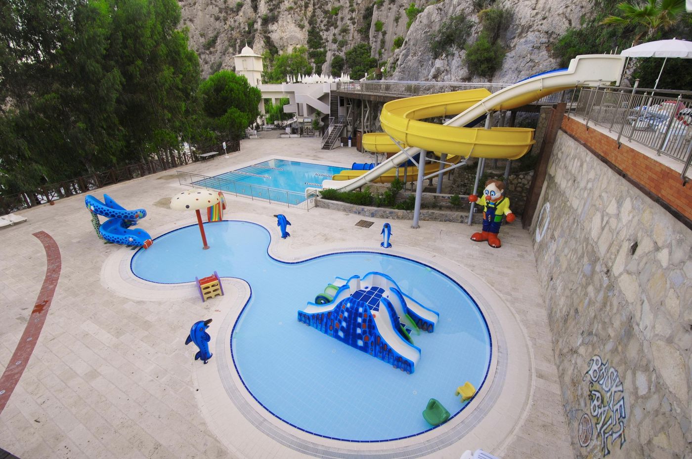 Alkoclar-Adakule-Hotel-Kusadas-----Pool-5