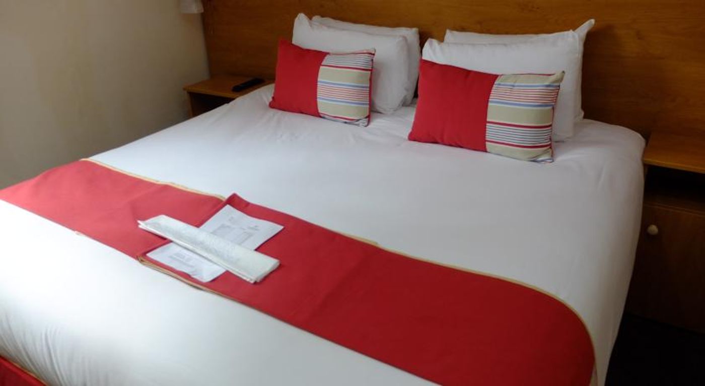 Le Ville Hotel-United Kingdom-Manchester-General view-5