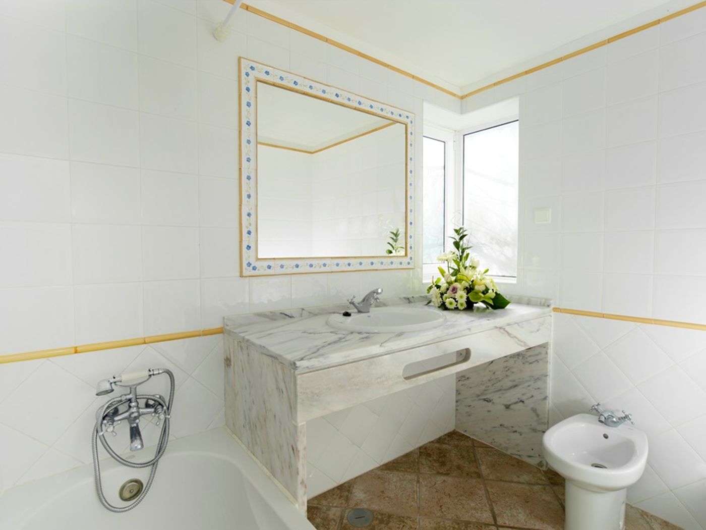 Cheerfulway-Alto-do-Moinho-Apartamentos-General-view-15