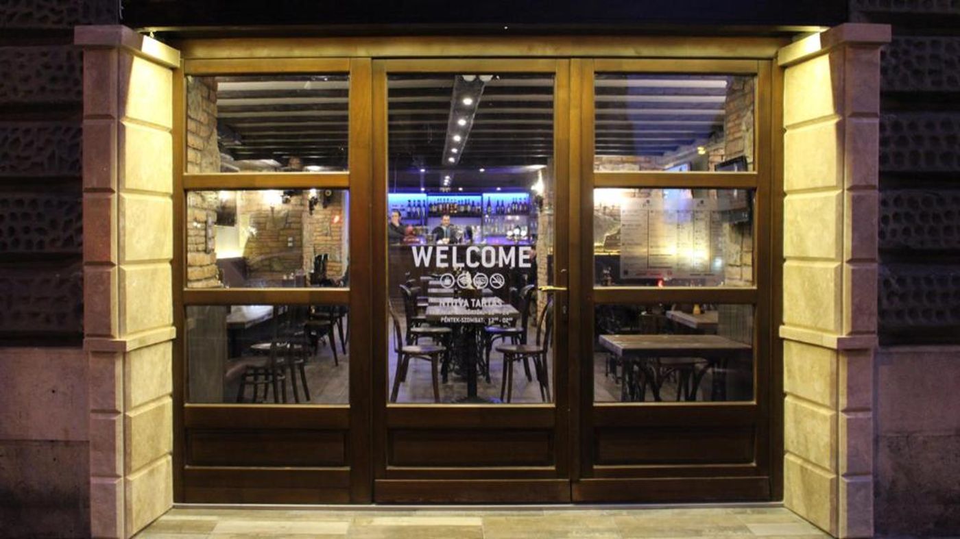 City-Hotel-Ring-General-view-9