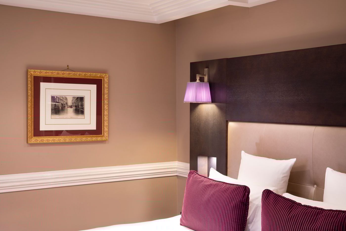 Elysees-Hotel-Room-28