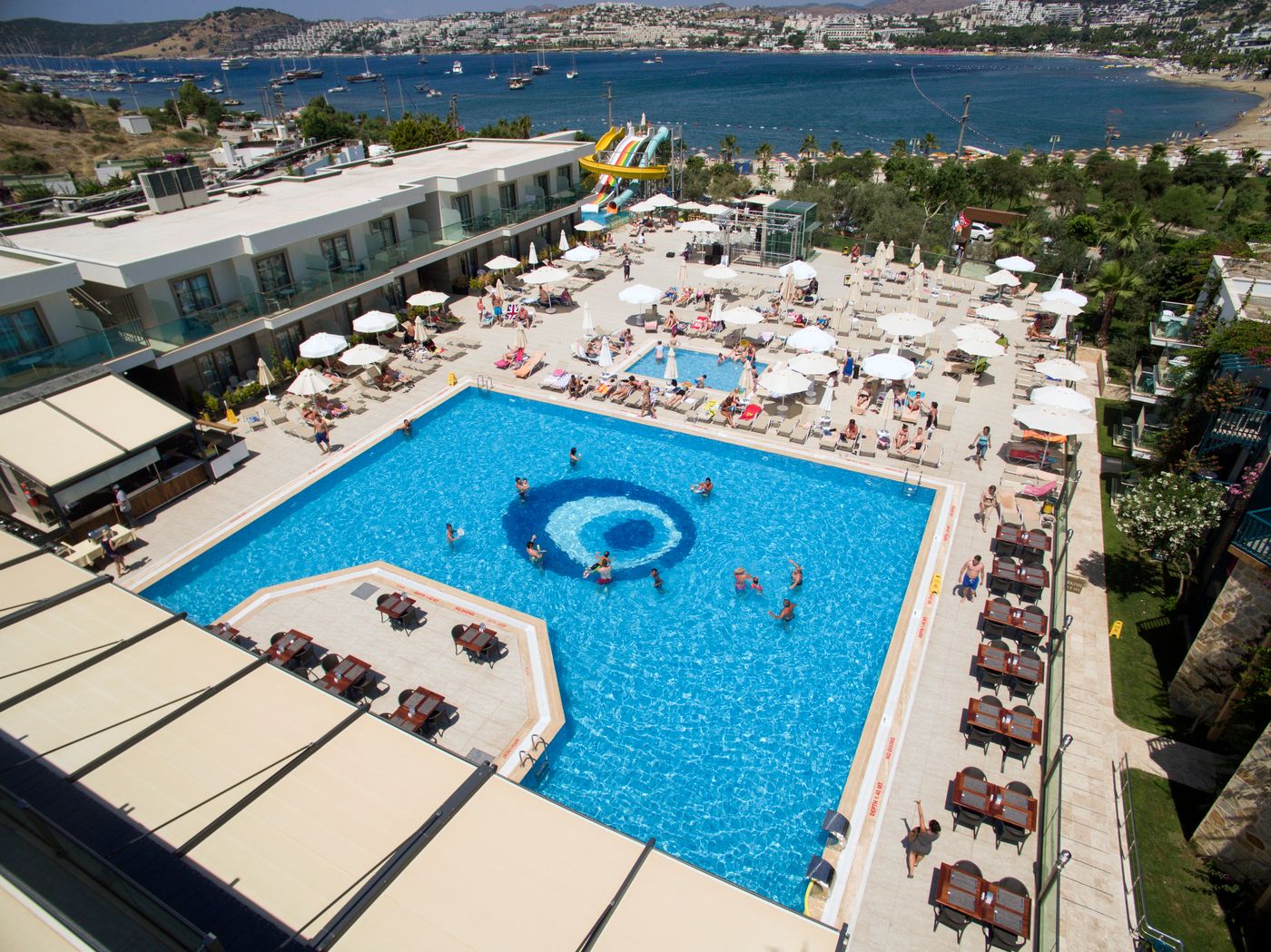 Jasmin-Beach-Hotel-Pool-2