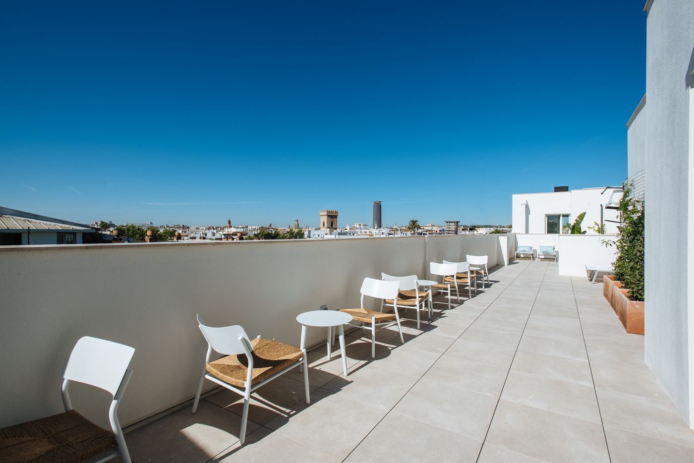 Sercotel Sevilla Guadalquivir Suites - Spain - Sevilla - Terrace - 6