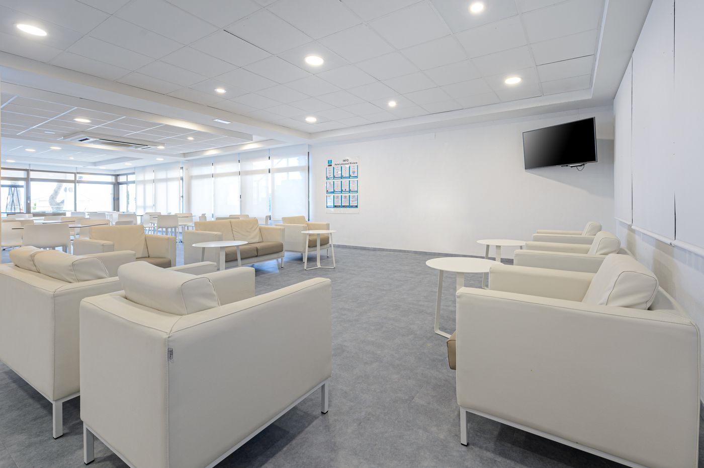 Apartamentos-Playasol-Riviera-Bar-37