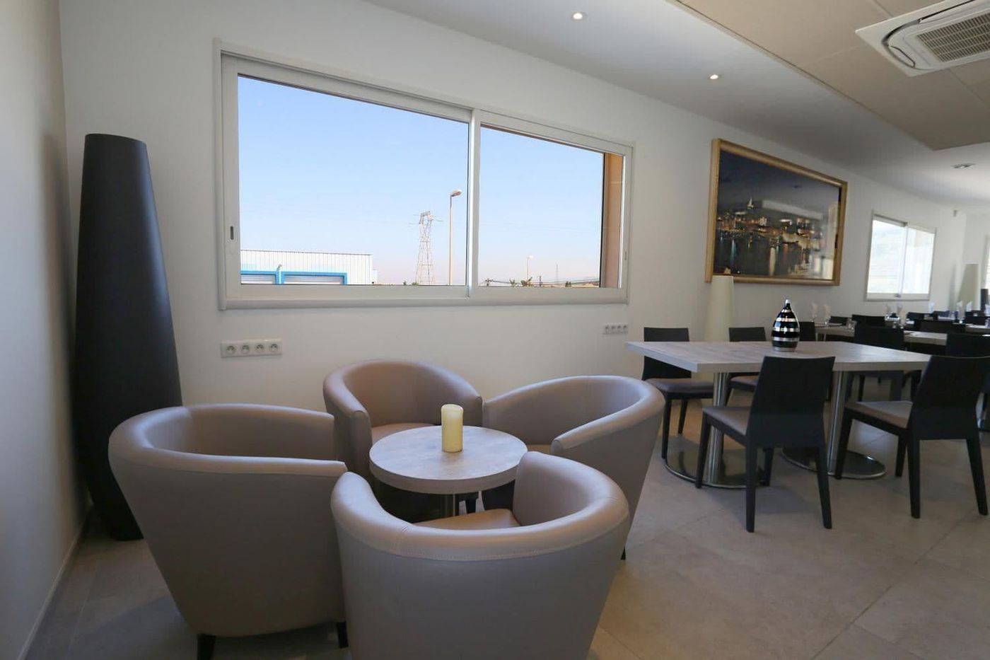 Hôtel Restaurant les Pielettes-France-LE ROVE-Lobby-7