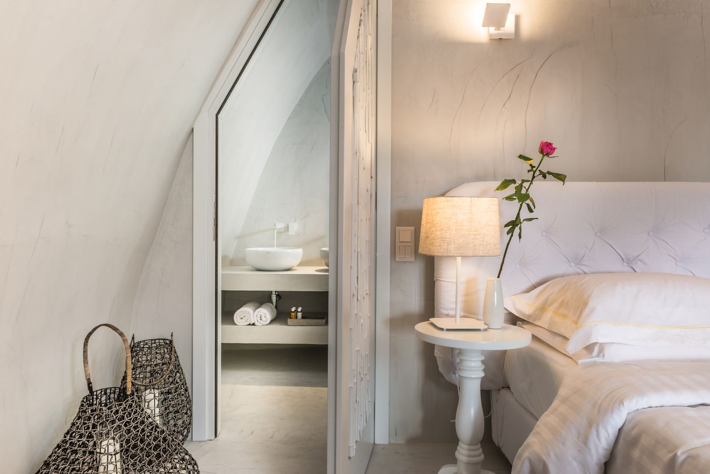 Mythical-Blue-Luxury-Suites-Room-26