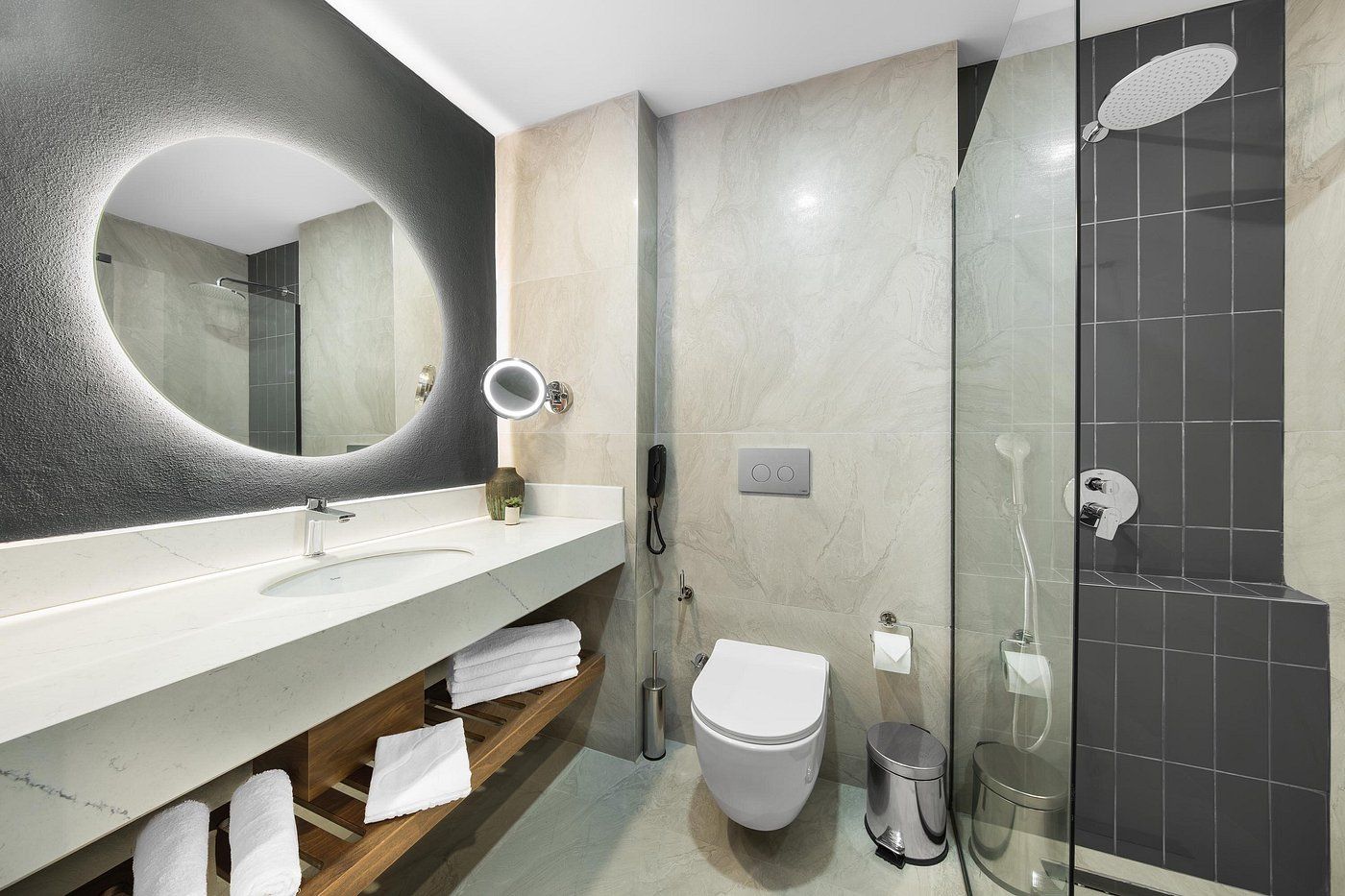 Titan-Garden-Hotel-Room-26