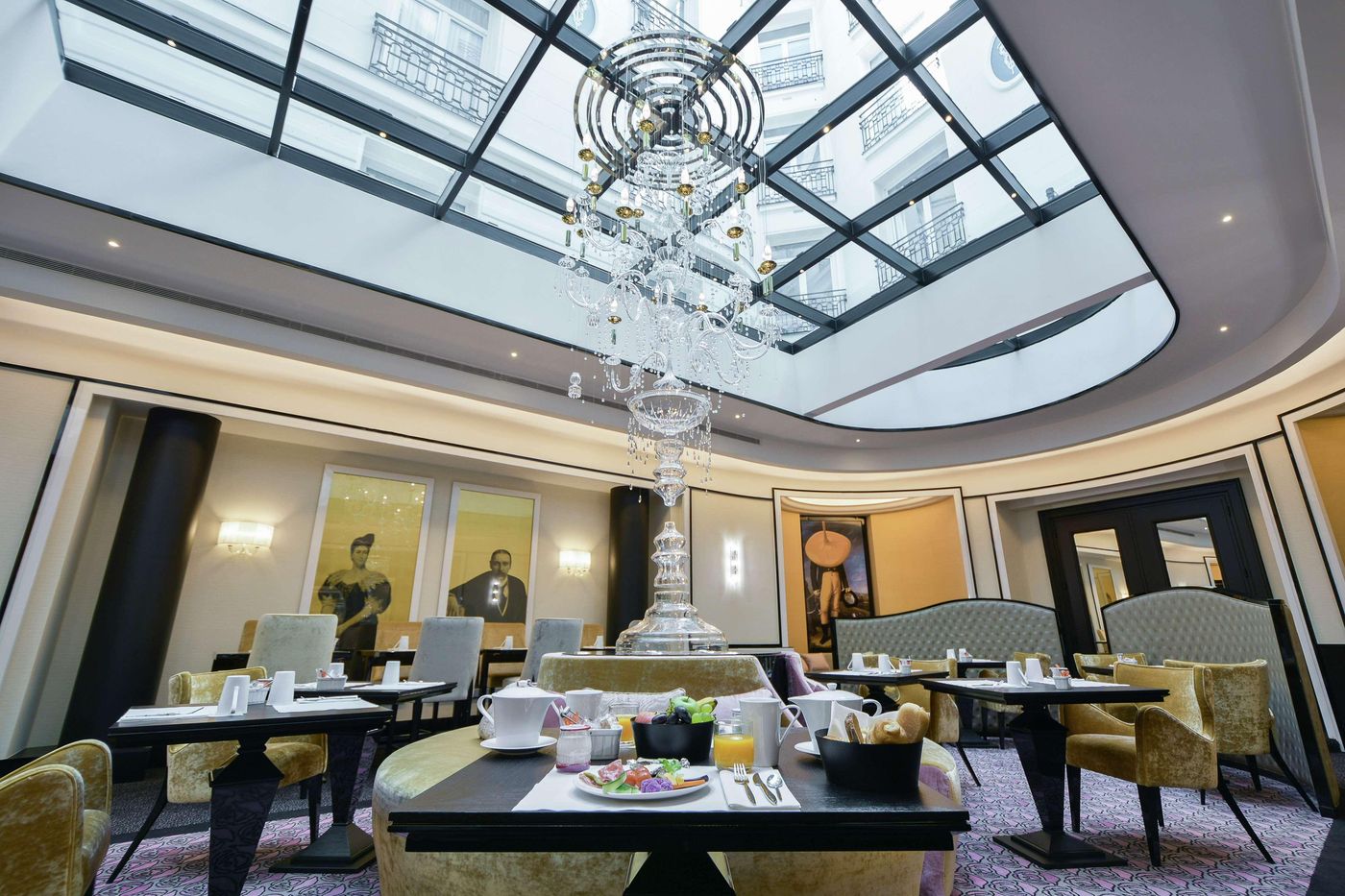 Maison-Astor-Paris--Curio-Collection-by-Hilton-Restaurant-48