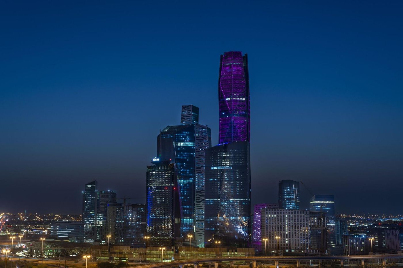 Mövenpick Hotel and Residences Riyadh-Saudi Arabia-RIYADH-Room-10