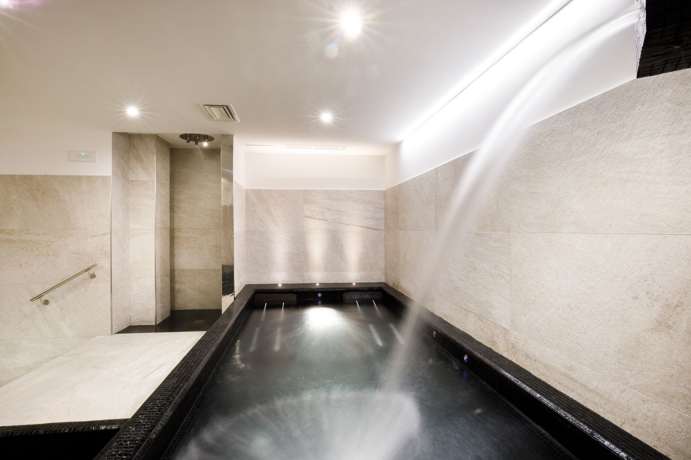 Villa-Fiorella-Art-Sports-and-Entertainment-56