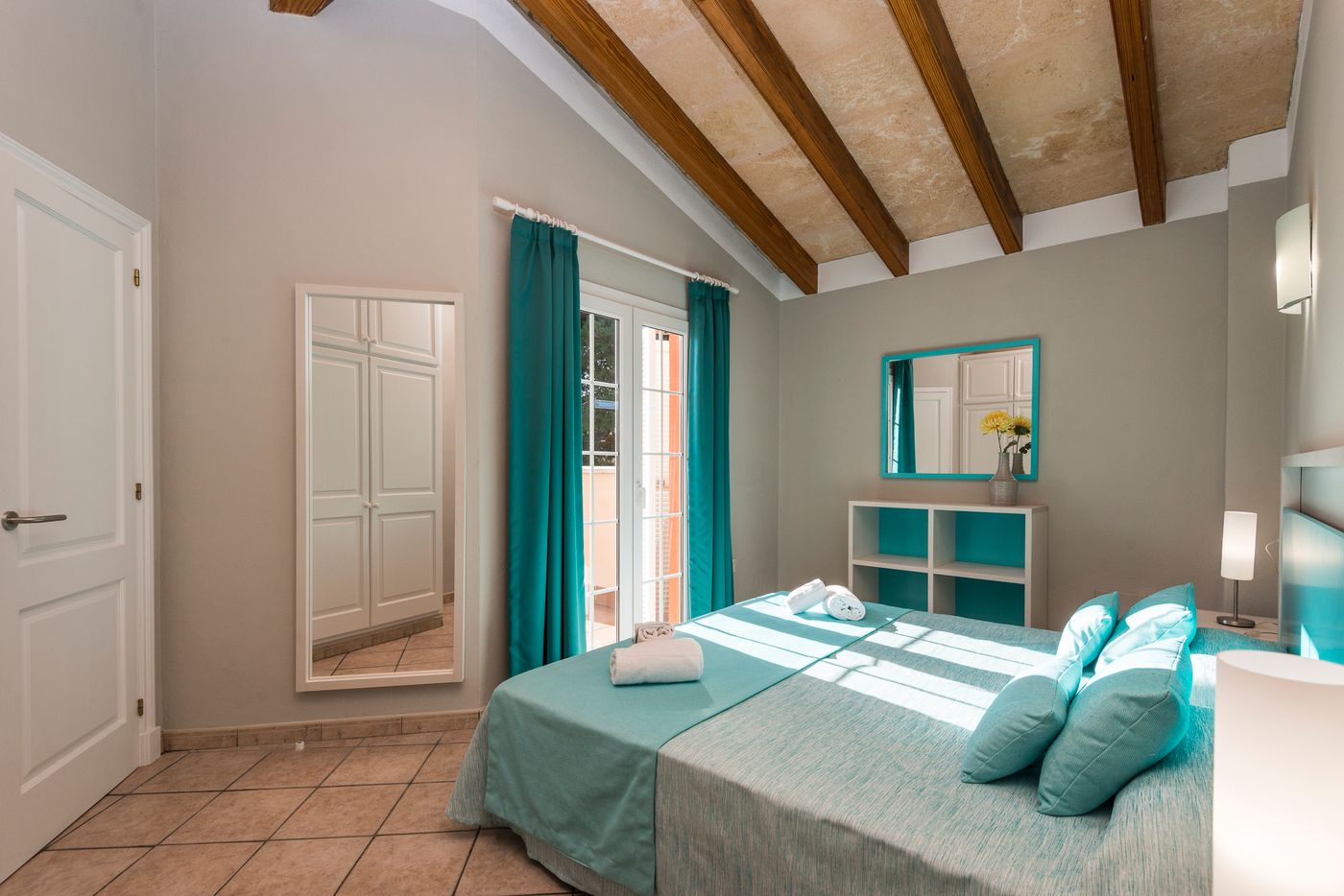 Maribel-Villas-Room-13