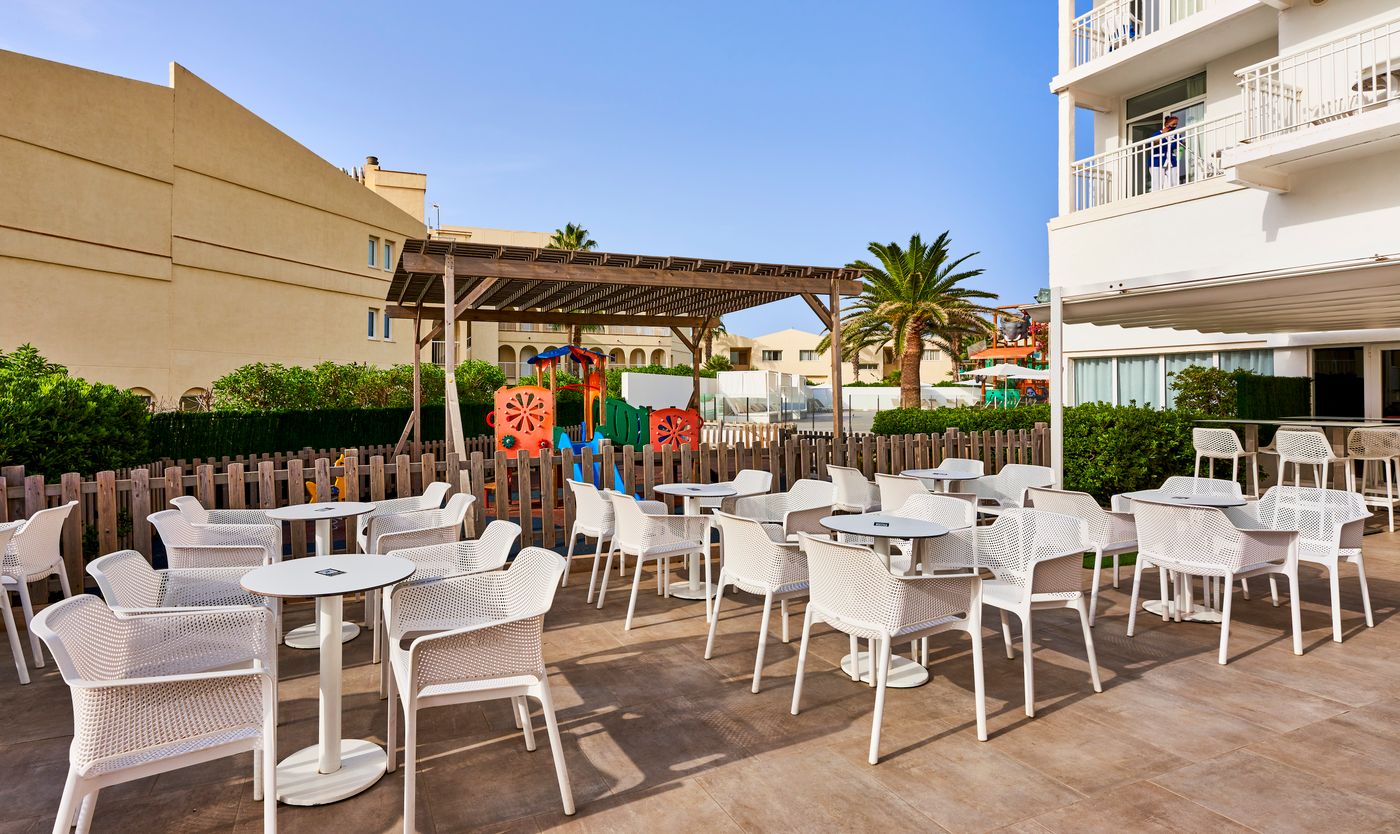 Smartline-Calan-Bosch-Terrace-11