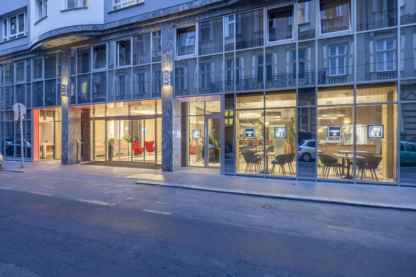 Silver-Crown-Hotel---Residence--Palace-Quarter-General-view-27