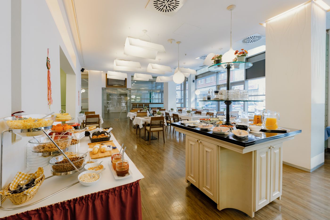 Bliss-Residence-and-Spa-Restaurant-42