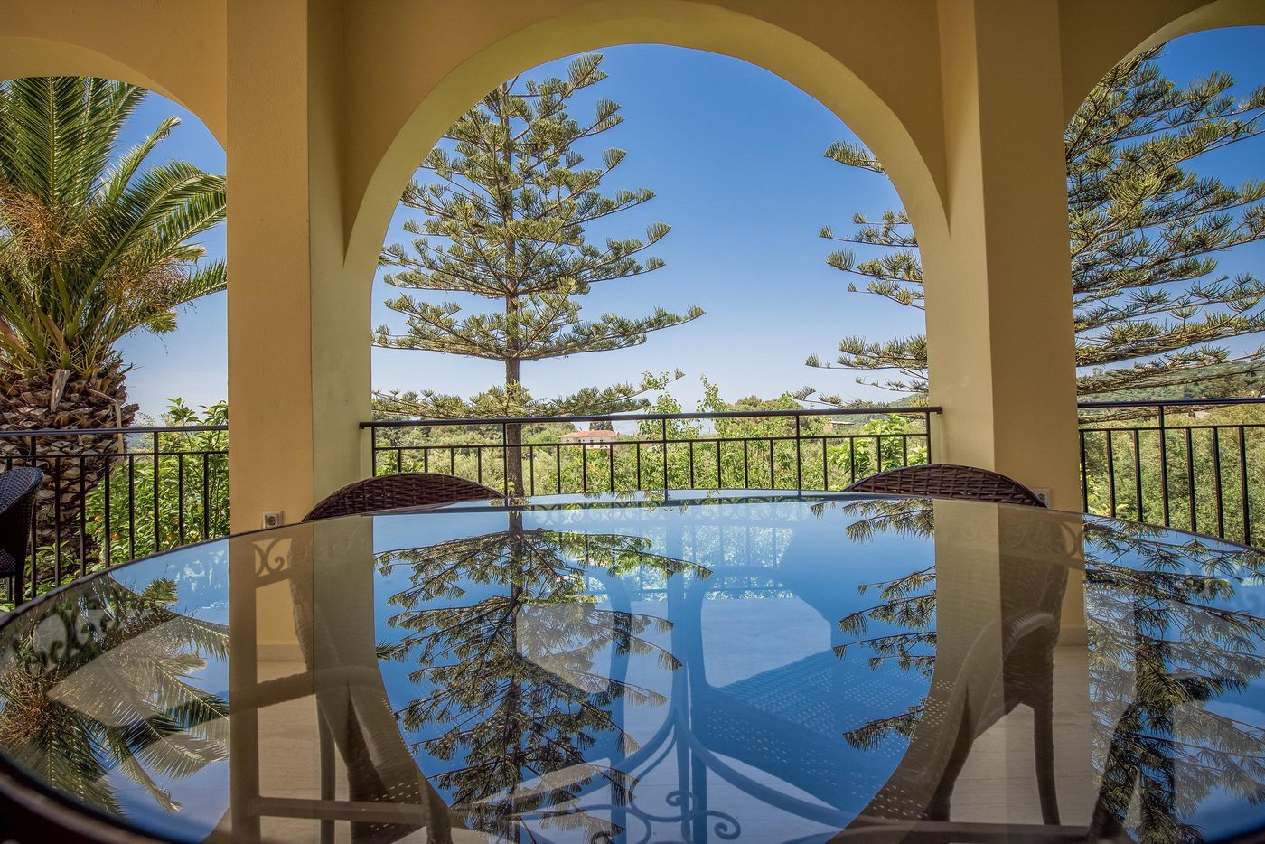 Varres-Hotel-General-view-12