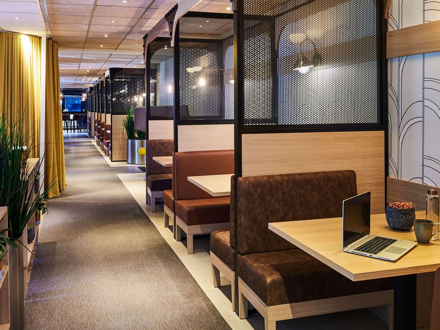 Mercure-Paris-Gare-de-Lyon-TGV-Bar-3