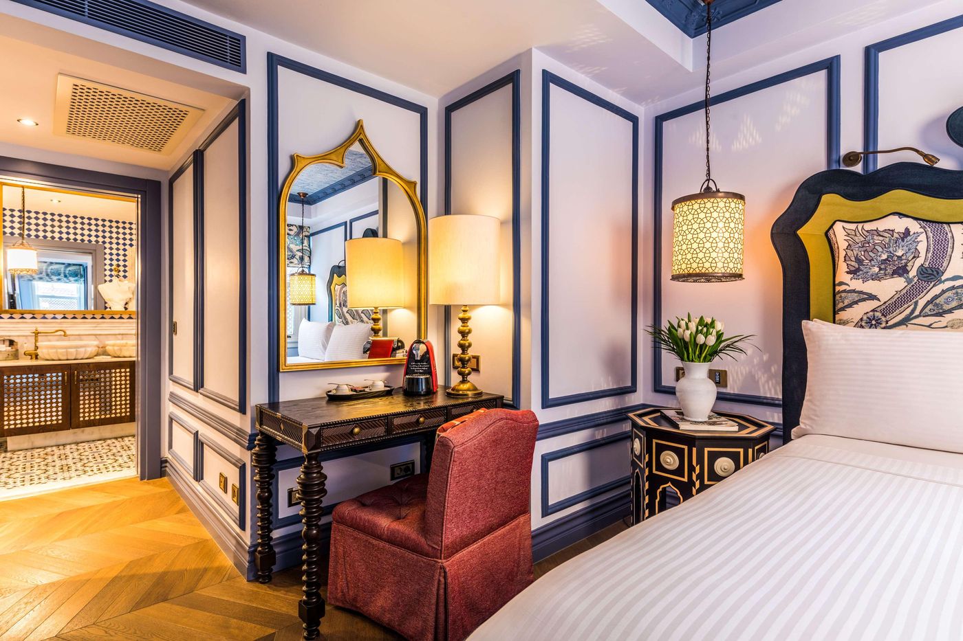 Hagia-Sofia-Mansions-Curio-Collection-by-Hilton-Room-9