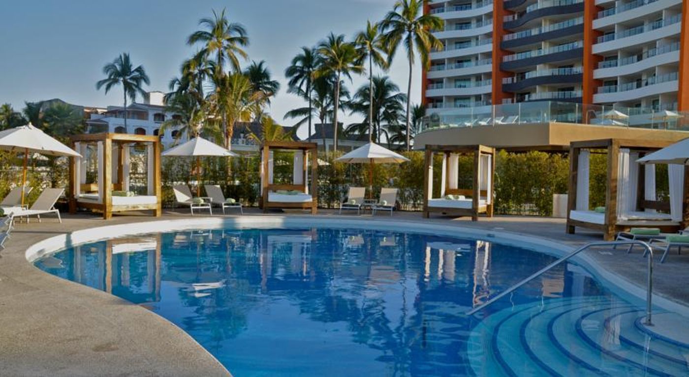 Sunset Plaza Beach Resort & Spa