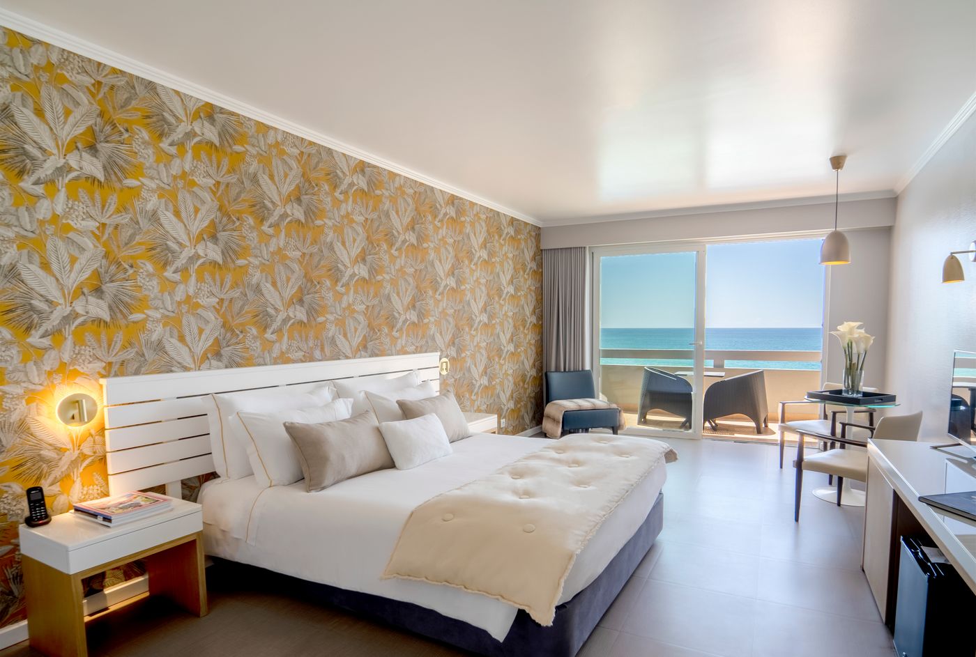 HOTEL-ARRIBAS-Room-15