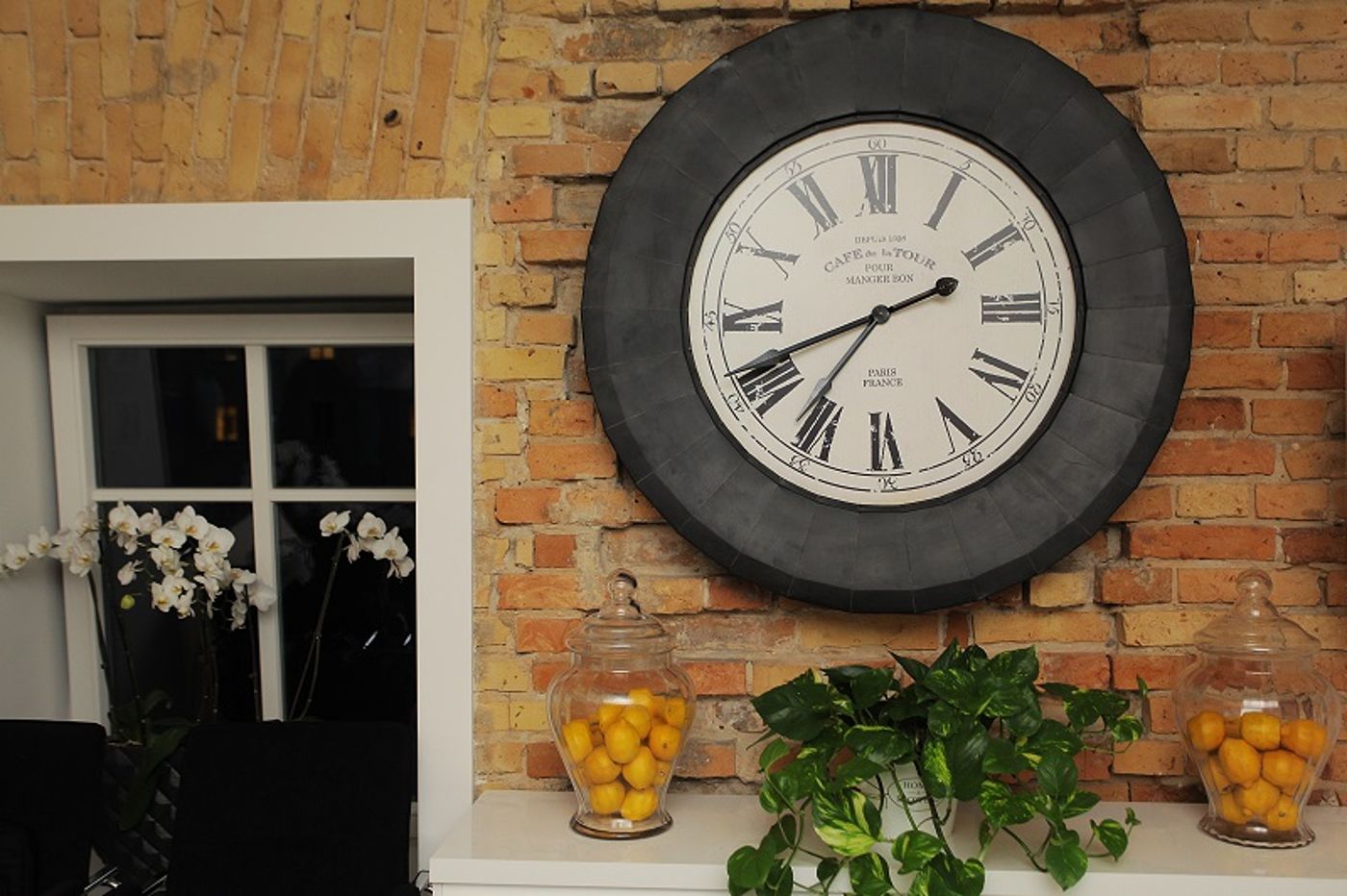 Art Hotel Moon Garden-Lithuania-Vilnius-Lobby-4